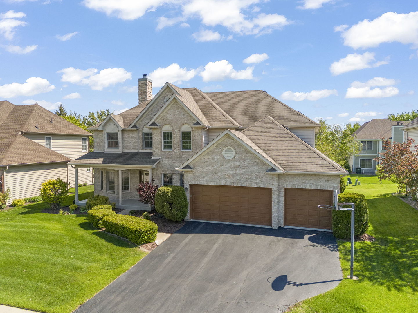 3748 Sunburst Lane, Naperville, IL 60564