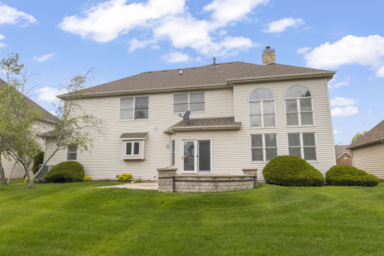 3748 Sunburst Lane, Naperville, IL 60564