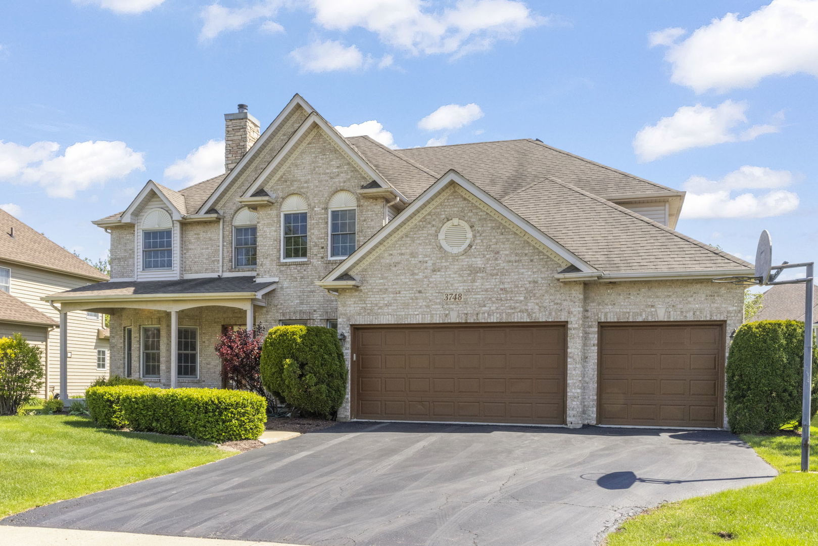 3748 Sunburst Lane, Naperville, IL 60564