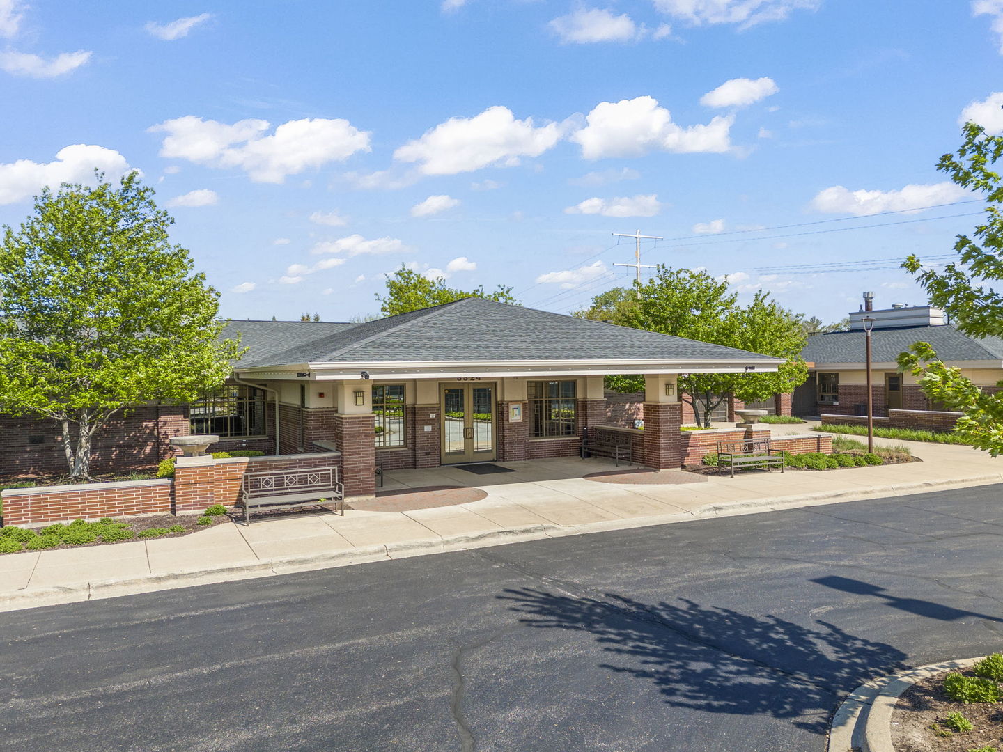 3748 Sunburst Lane, Naperville, IL 60564