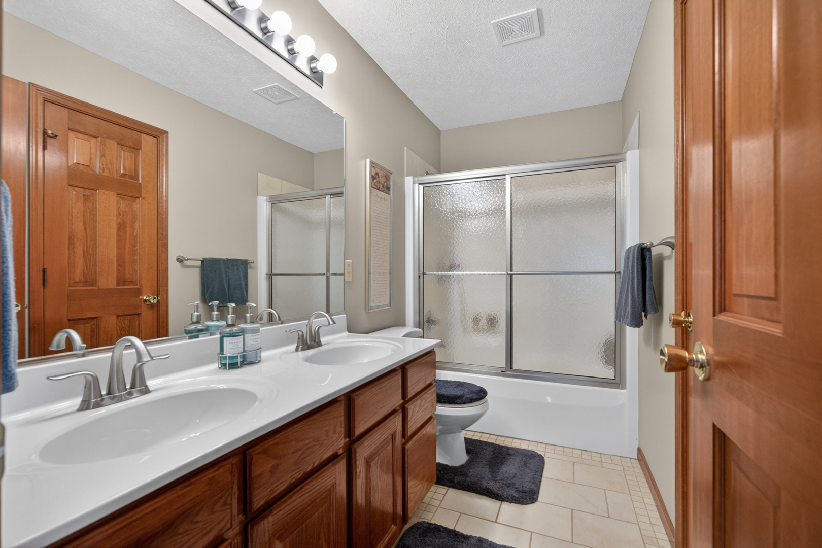 1106 Sterling Glen CC Court, Normal, IL 61761