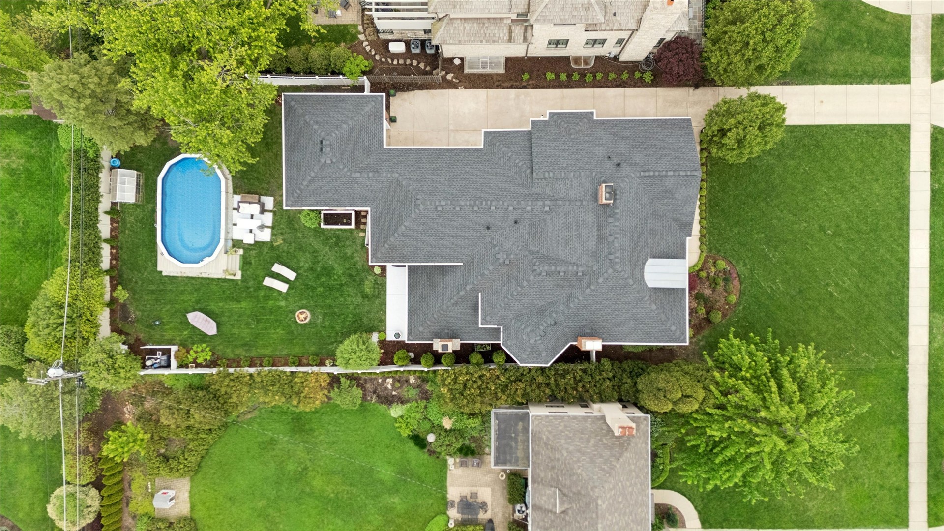 245 W Winthrop Avenue, Elmhurst, IL 60126