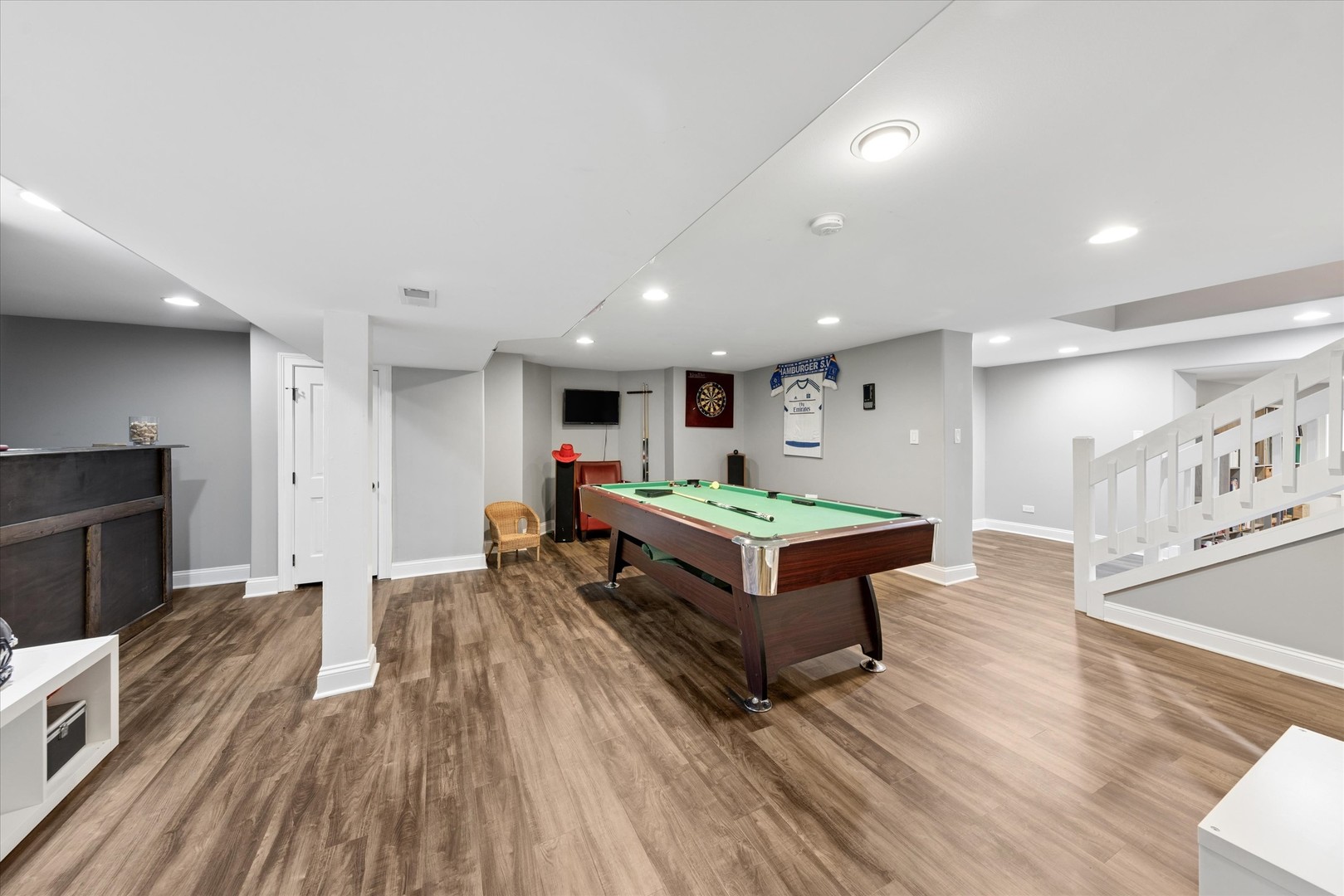 245 W Winthrop Avenue, Elmhurst, IL 60126