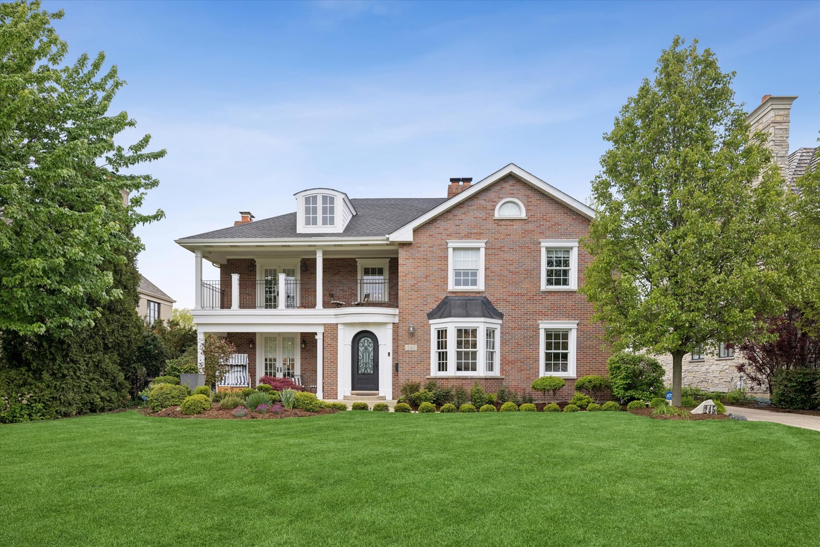 245 W Winthrop Avenue, Elmhurst, IL 60126