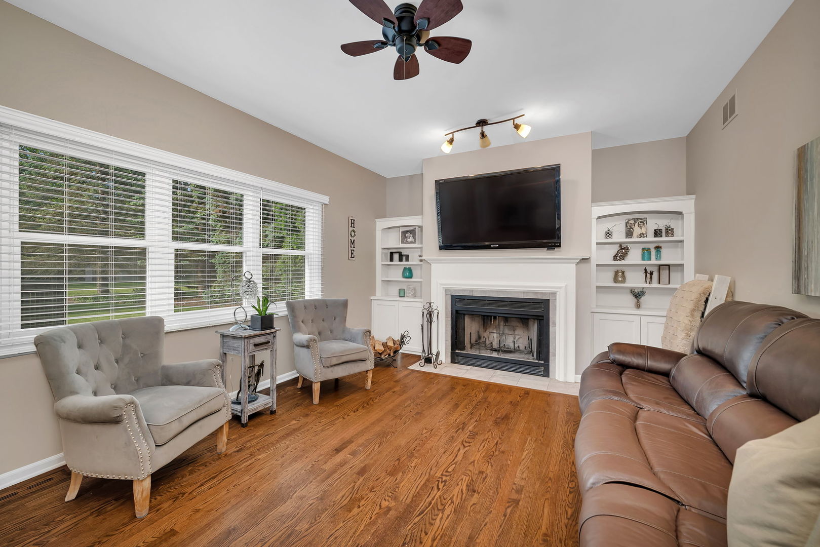 1147 Silo Hill Drive, Grayslake, IL 60030