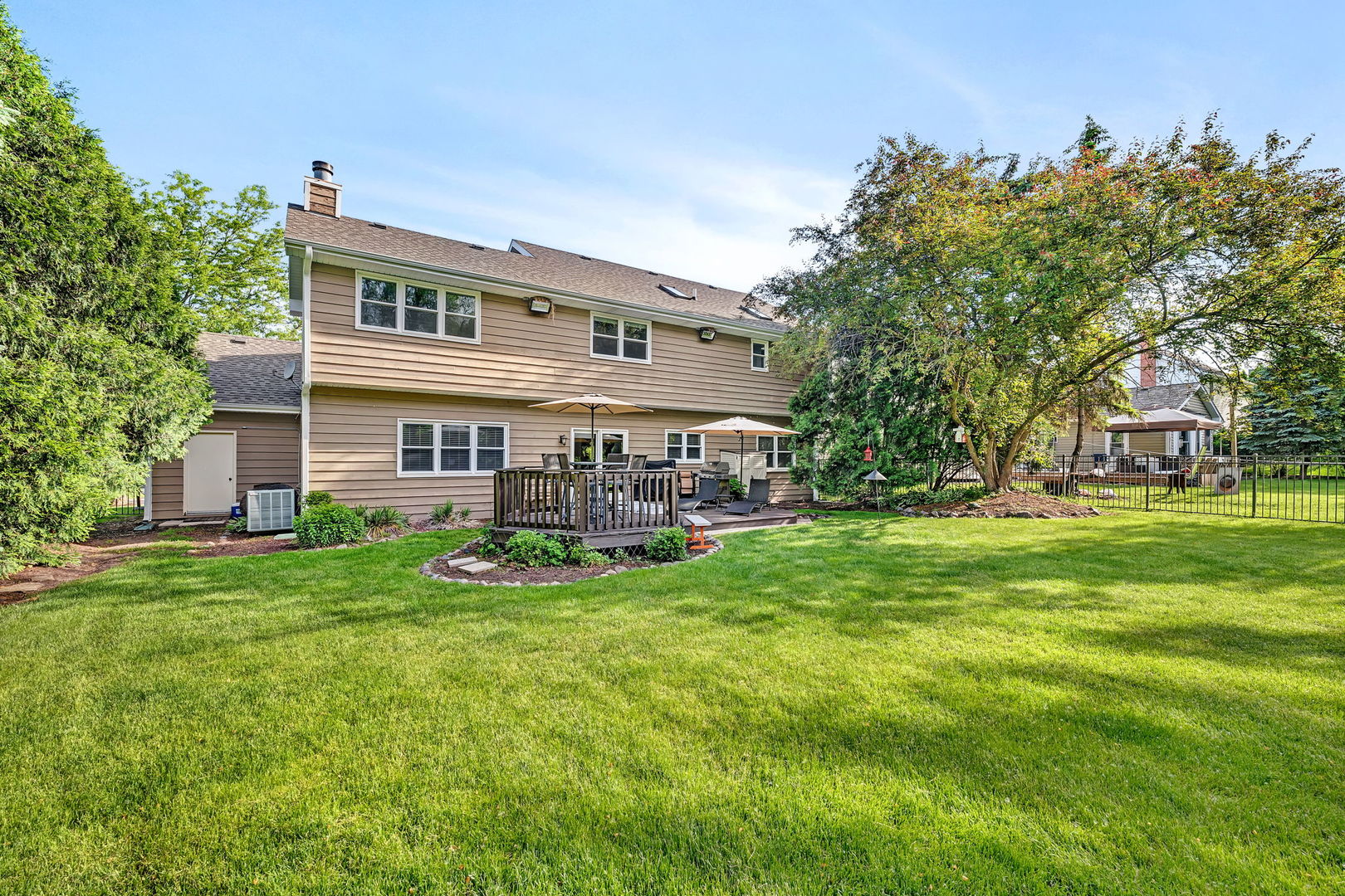 1147 Silo Hill Drive, Grayslake, IL 60030