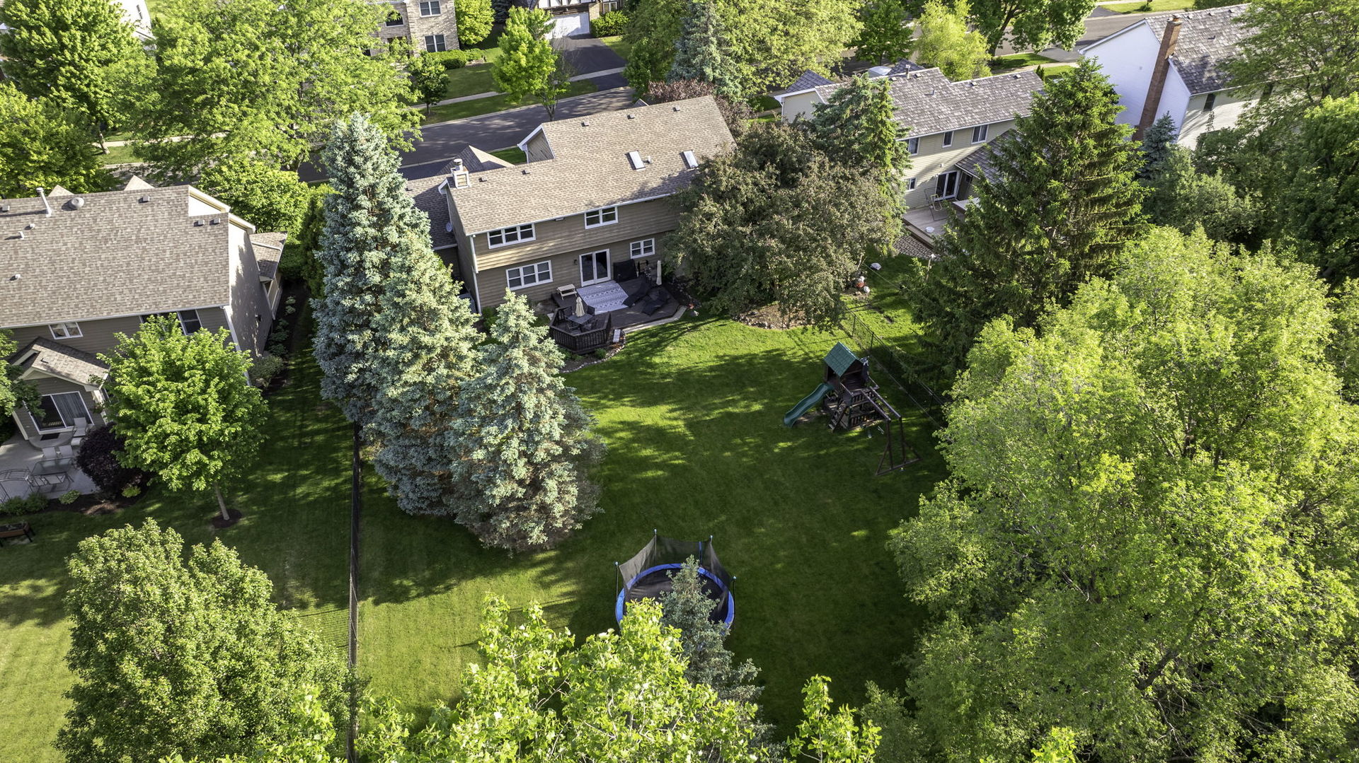 1147 Silo Hill Drive, Grayslake, IL 60030