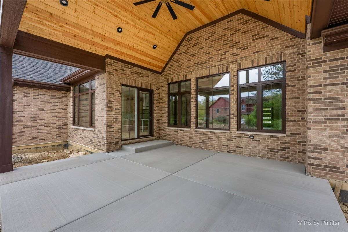 16514 Pine Hill Drive, Homer Glen, IL 60491