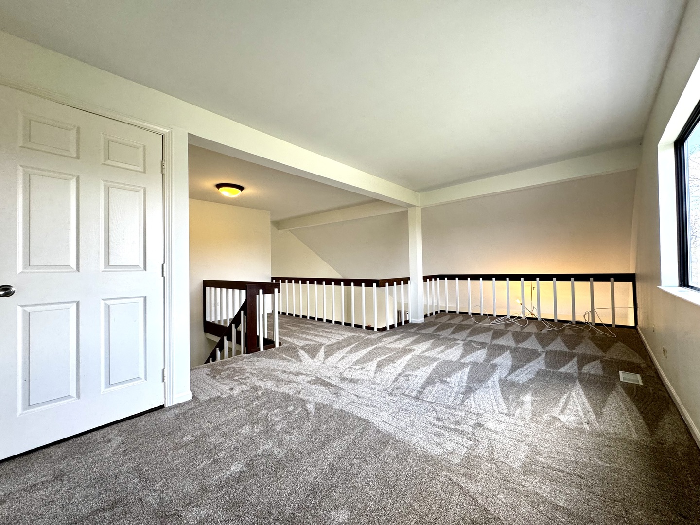 412 Deer Trail Hill #B, Lake Barrington, IL 60010