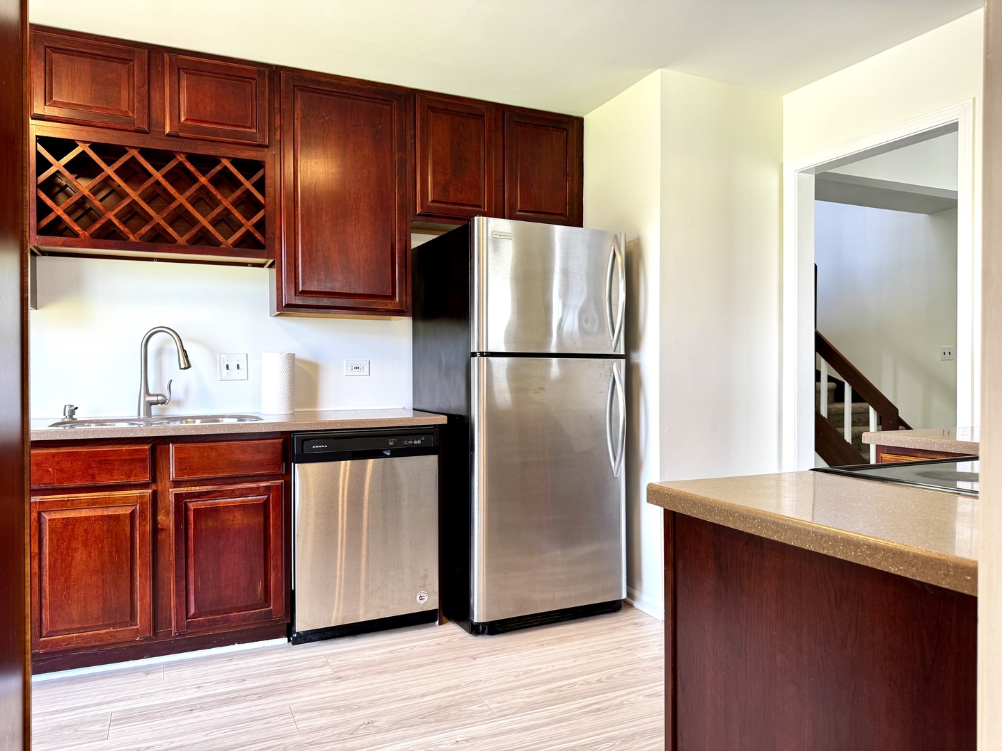 412 Deer Trail Hill #B, Lake Barrington, IL 60010