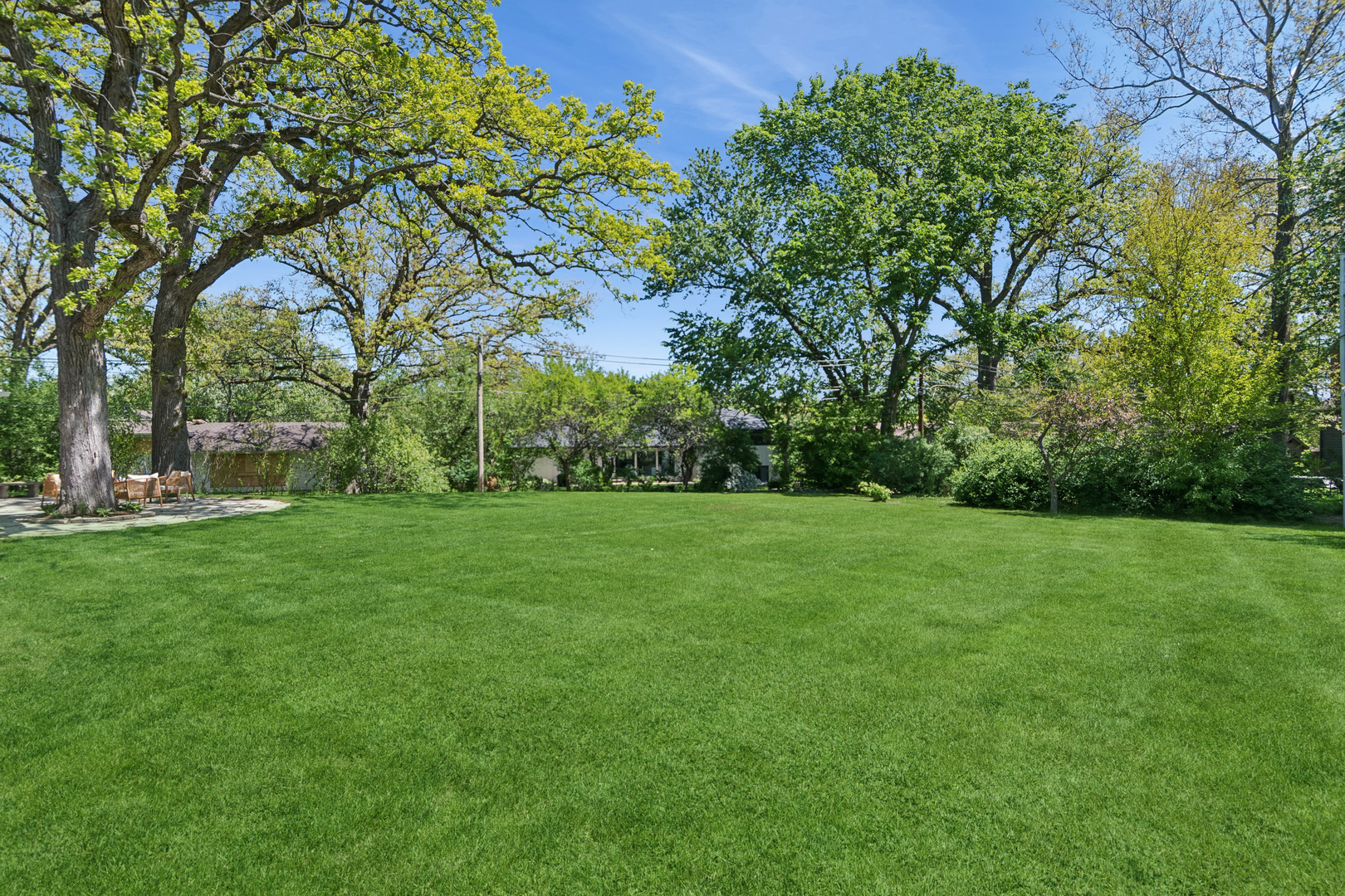840 Hawthorne Drive, Naperville, IL 60540