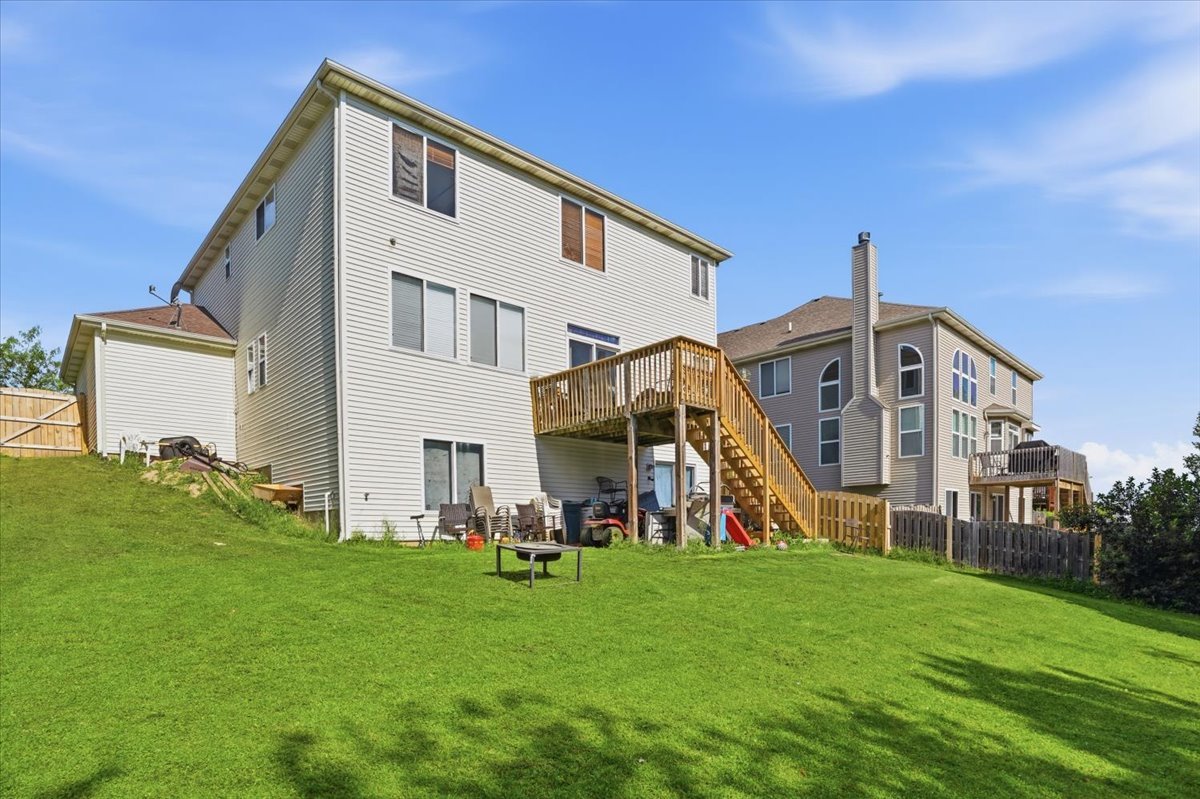 1321 Wentworth Drive, Volo, IL 60020