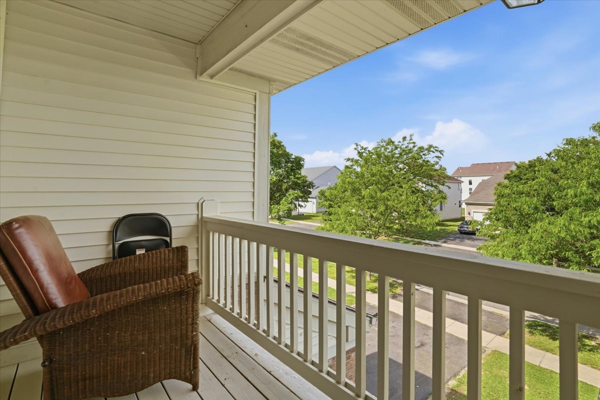 1321 Wentworth Drive, Volo, IL 60020