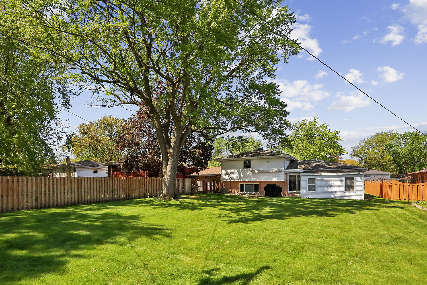 17121 Ingleside Avenue, South Holland, IL 60473