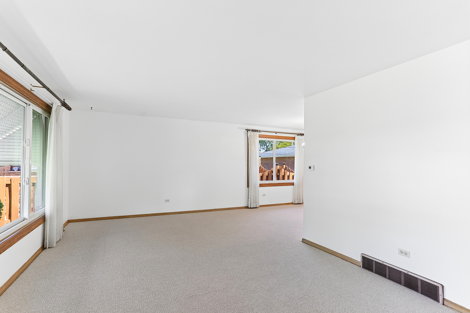 17121 Ingleside Avenue, South Holland, IL 60473