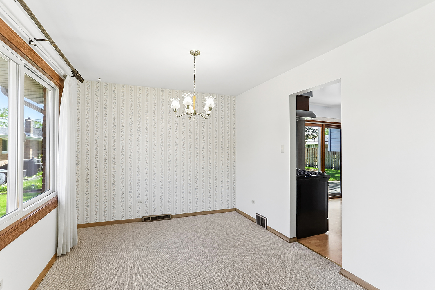 17121 Ingleside Avenue, South Holland, IL 60473