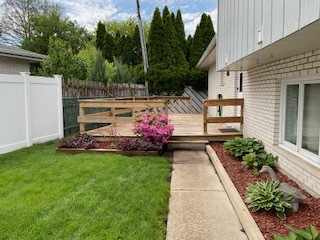 9117 S Tripp Avenue, Oak Lawn, IL 60453