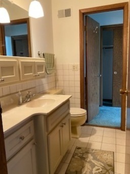 9117 S Tripp Avenue, Oak Lawn, IL 60453
