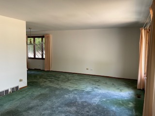 9117 S Tripp Avenue, Oak Lawn, IL 60453
