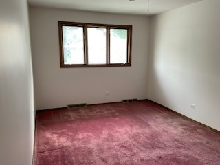 9117 S Tripp Avenue, Oak Lawn, IL 60453
