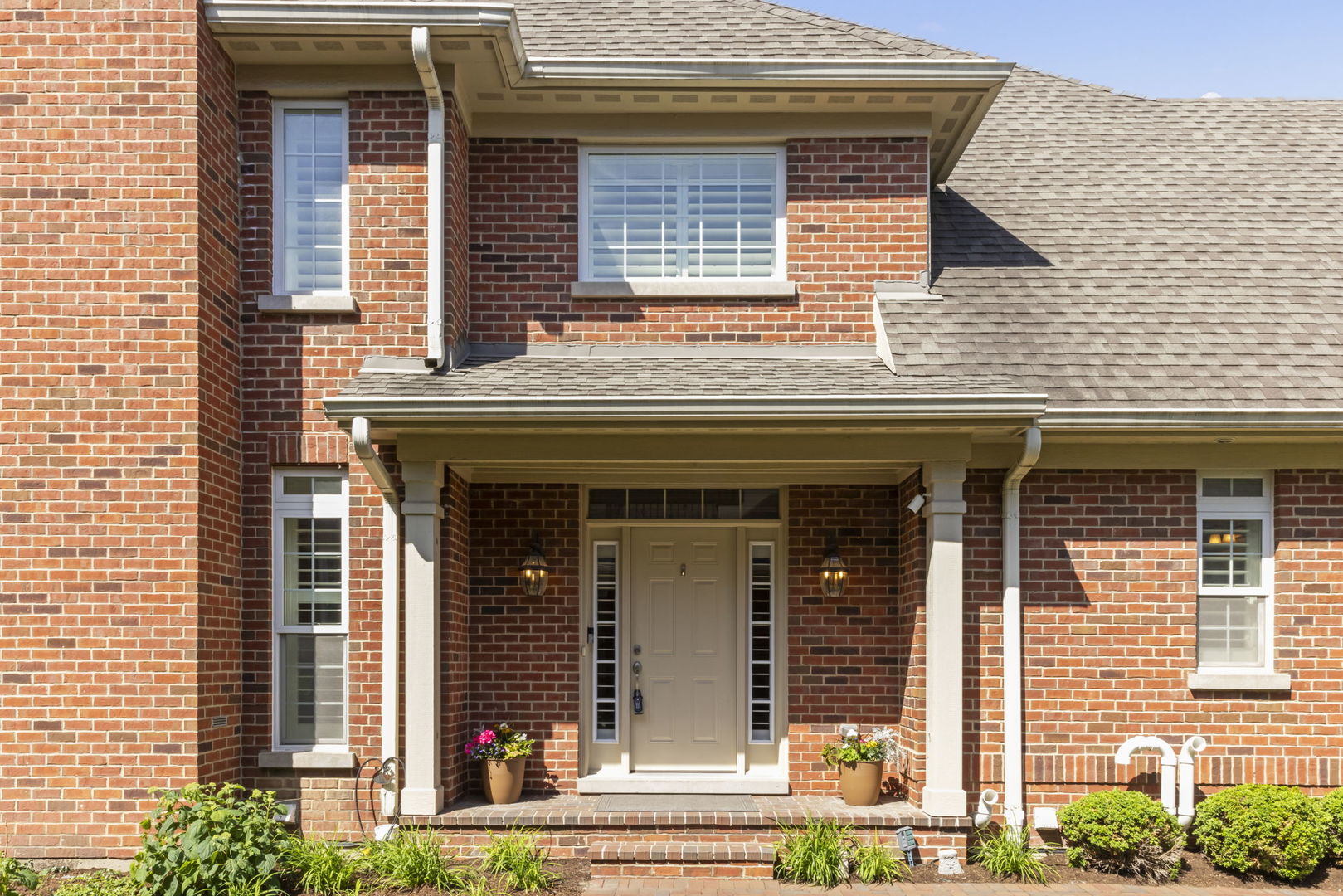 1045 Hickory Drive, Western Springs, IL 60558