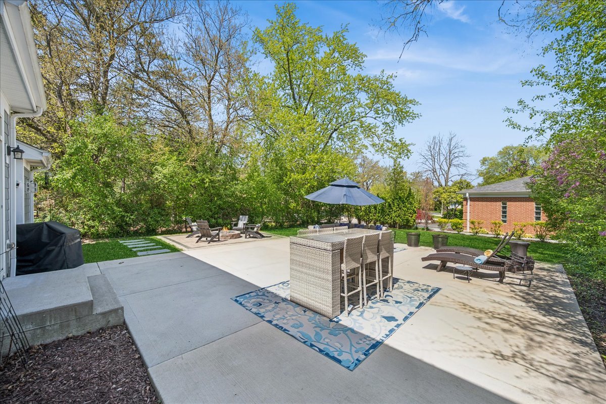 705 Ridge Road, Highland Park, IL 60035