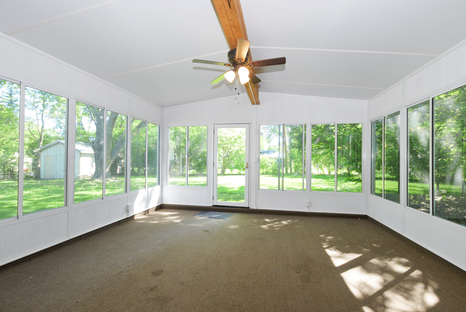 433 Hackberry Road, Frankfort, IL 60423