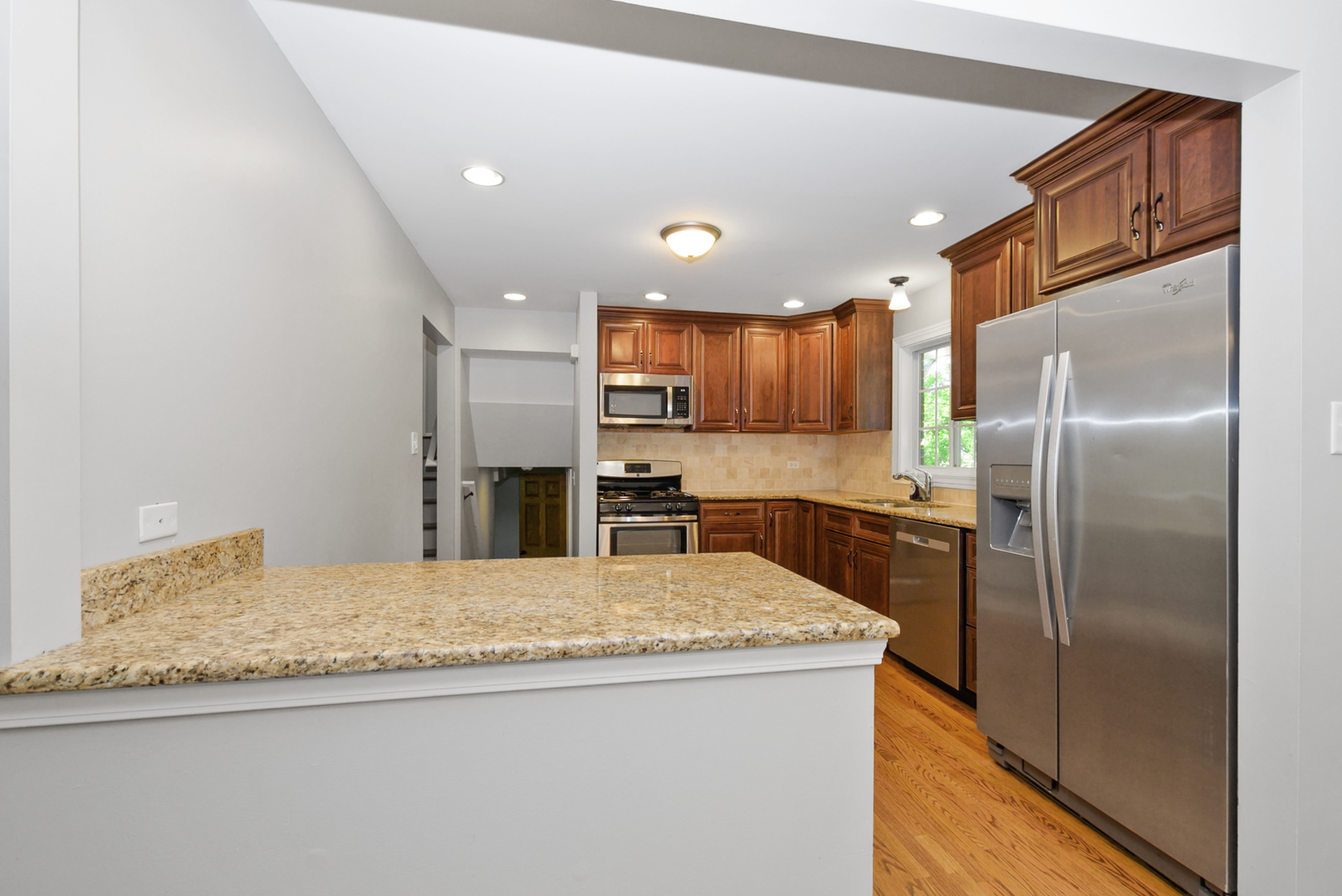 433 Hackberry Road, Frankfort, IL 60423