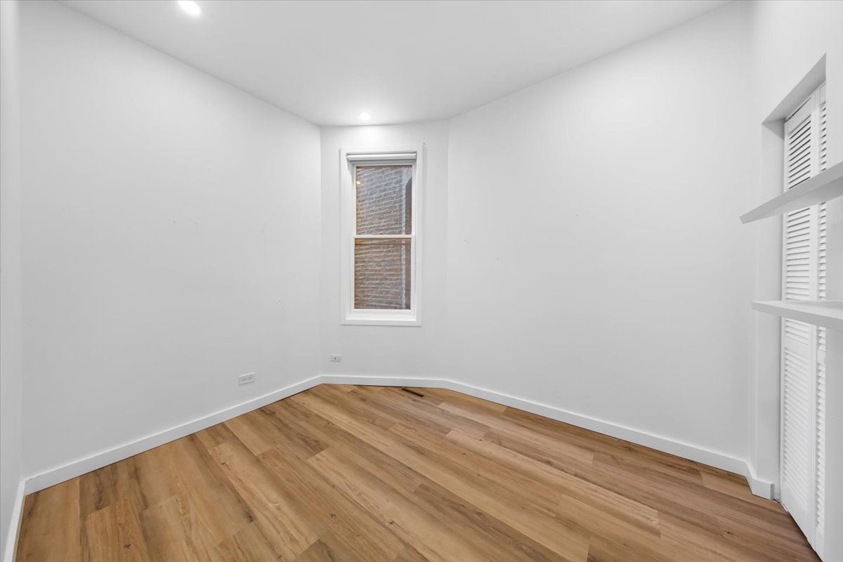 2444 N Sheffield Avenue, Chicago, IL 60614