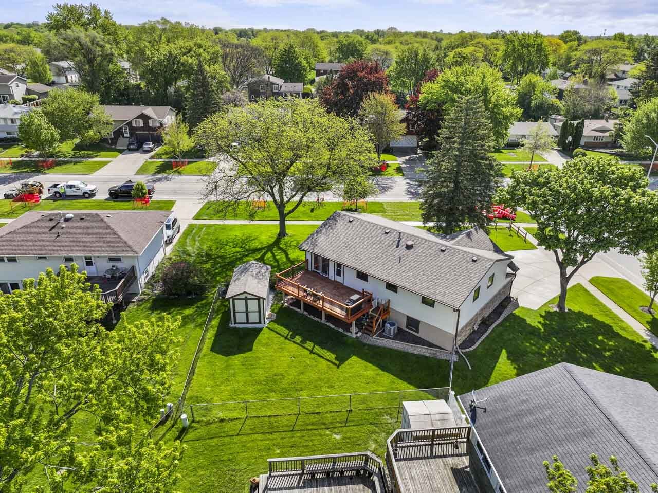 1214 Milton Lane, Schaumburg, IL 60193