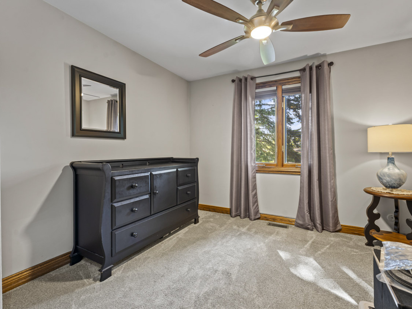 1214 Milton Lane, Schaumburg, IL 60193