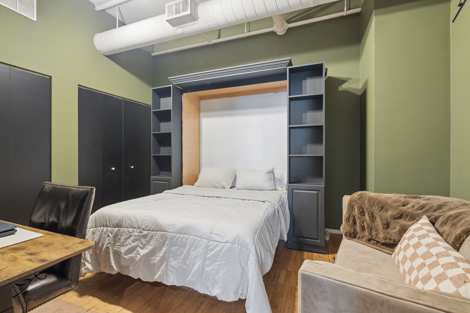 728 W Jackson Boulevard #302, Chicago, IL 60661