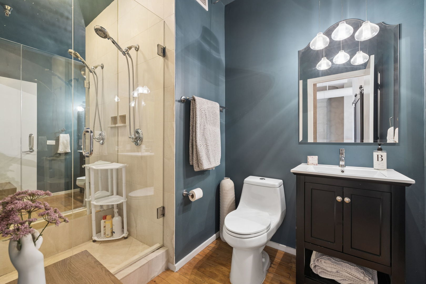 728 W Jackson Boulevard #302, Chicago, IL 60661
