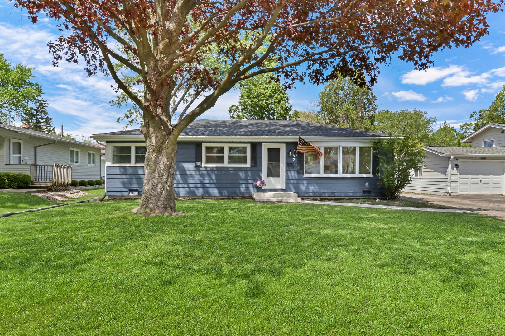 262 Normandy Lane, Grayslake, IL 60030