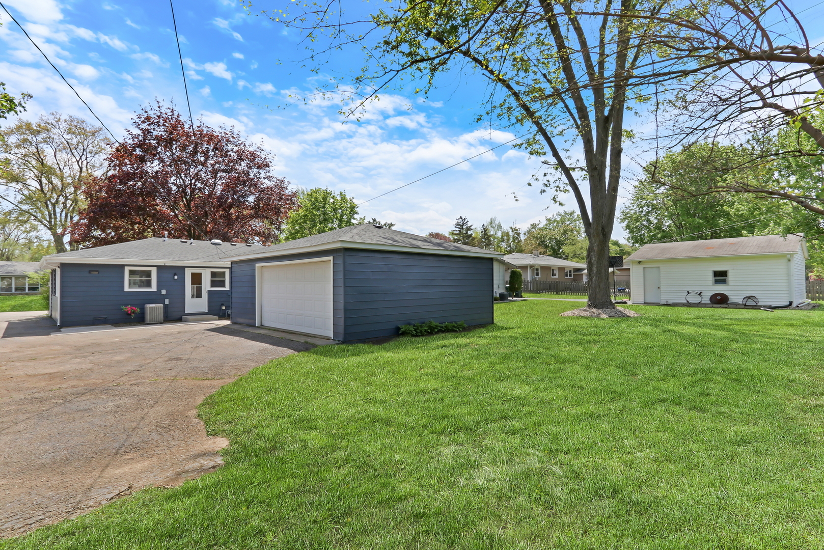 262 Normandy Lane, Grayslake, IL 60030