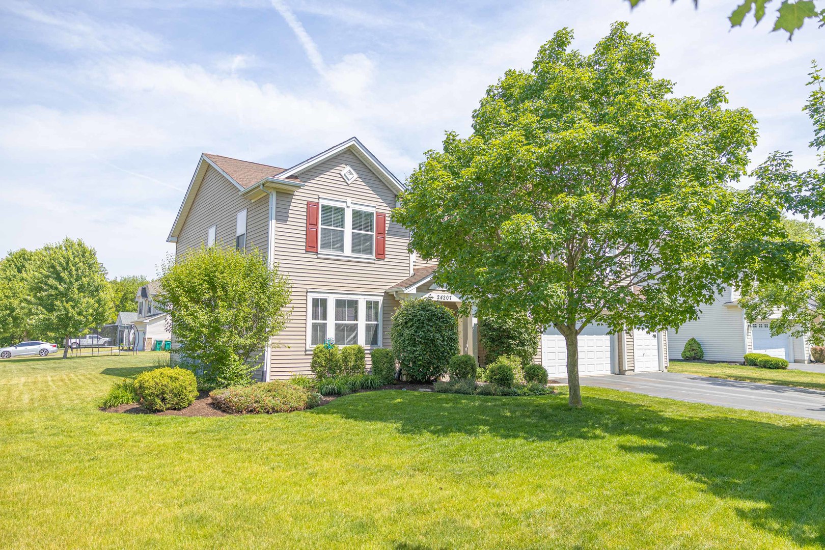 24207 Cedar Creek Lane, Plainfield, IL 60586