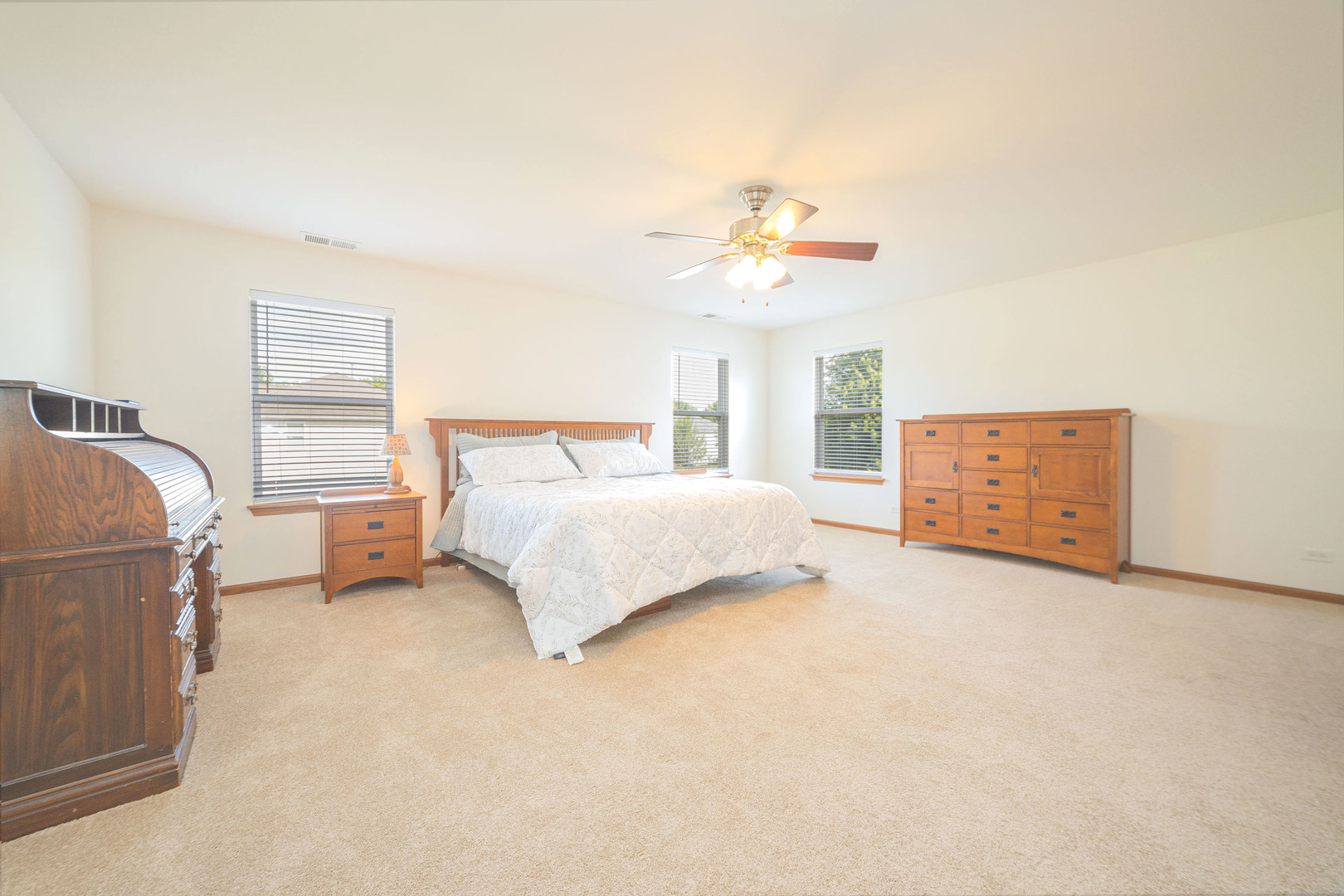 24207 Cedar Creek Lane, Plainfield, IL 60586