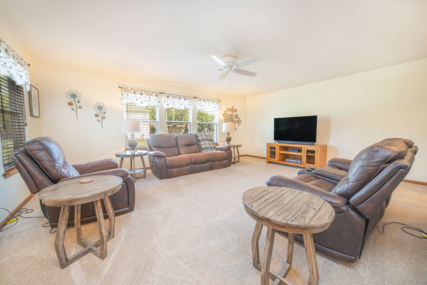 24207 Cedar Creek Lane, Plainfield, IL 60586
