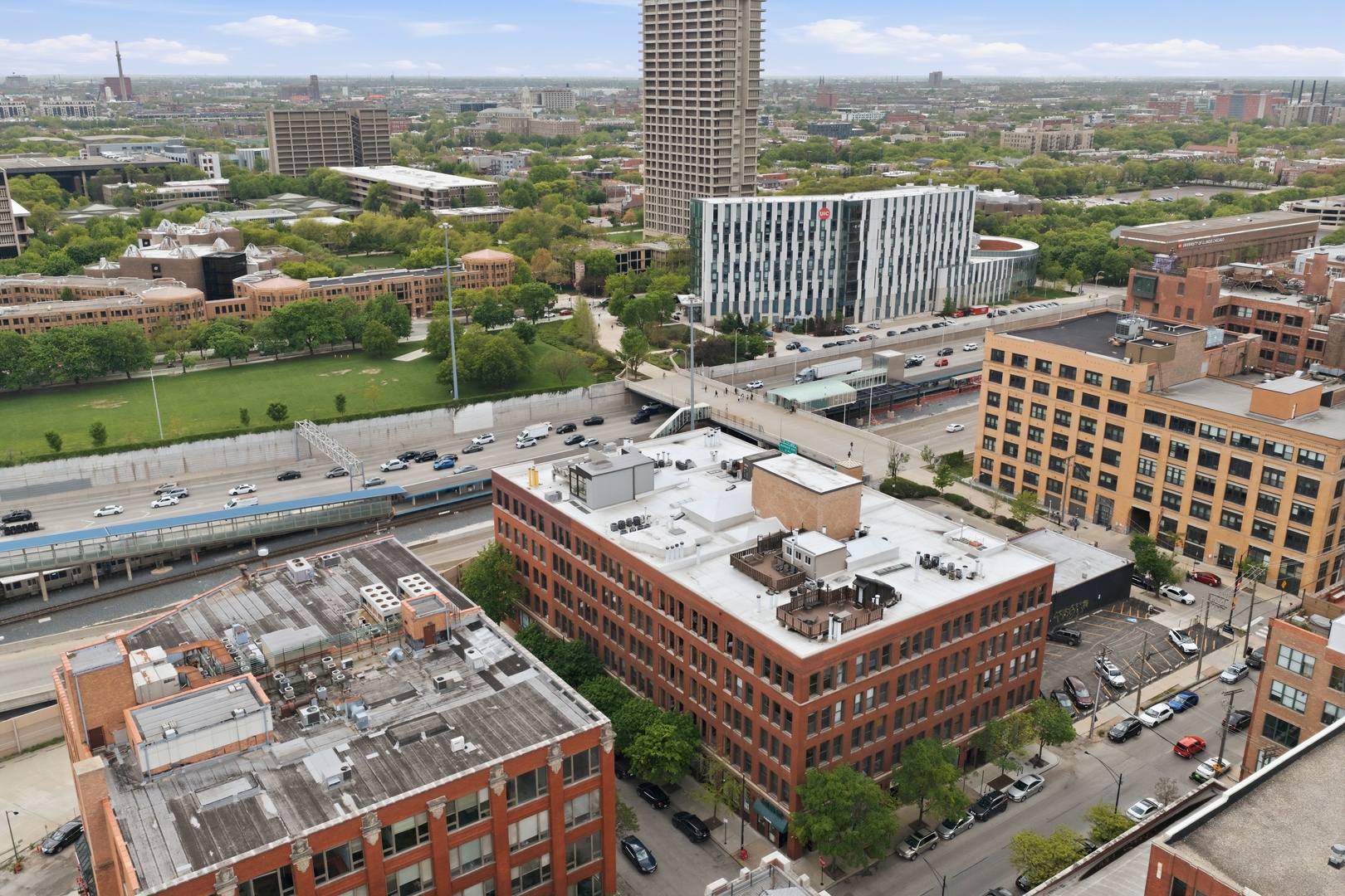 400 S Green Street #310, Chicago, IL 60607