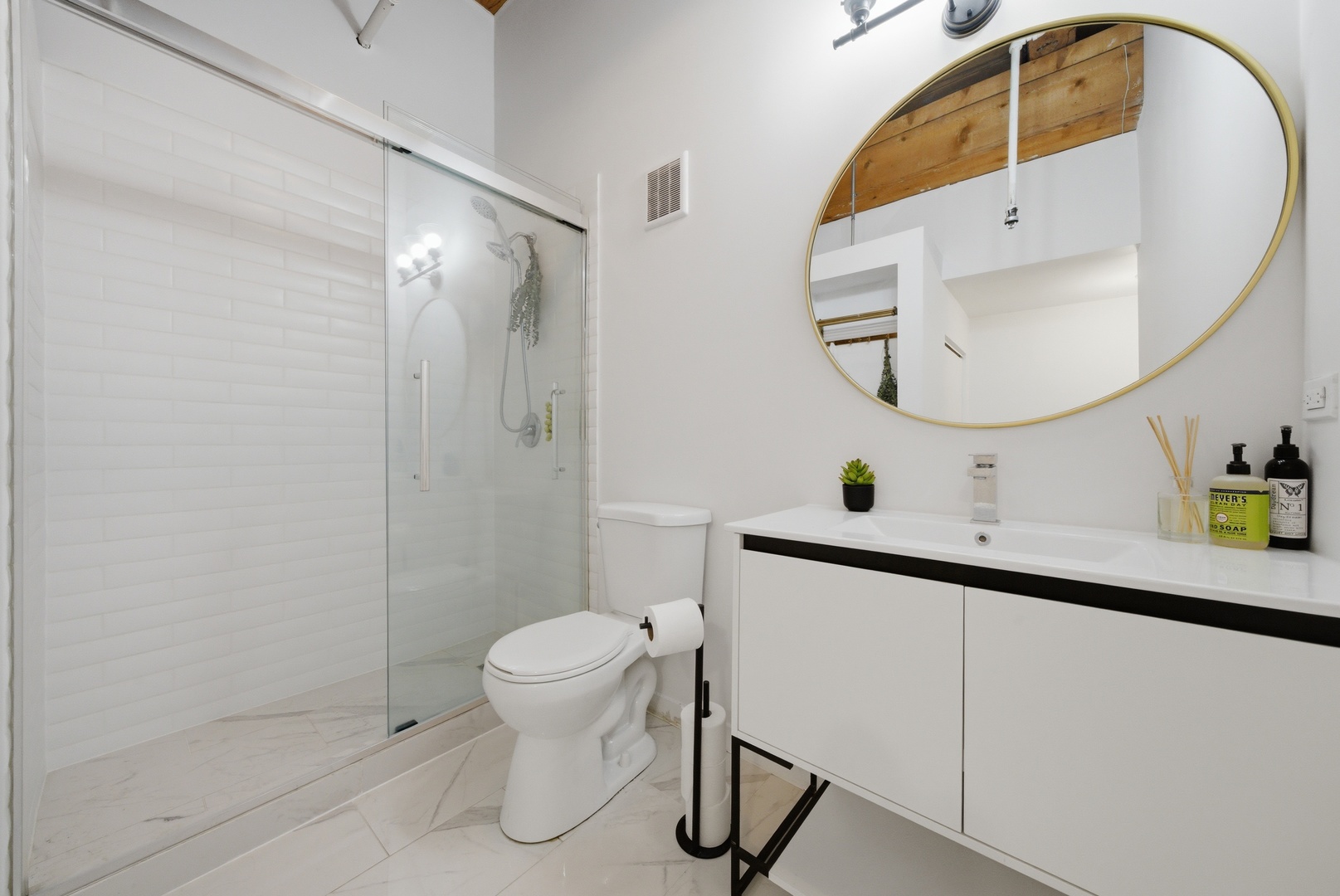 400 S Green Street #310, Chicago, IL 60607