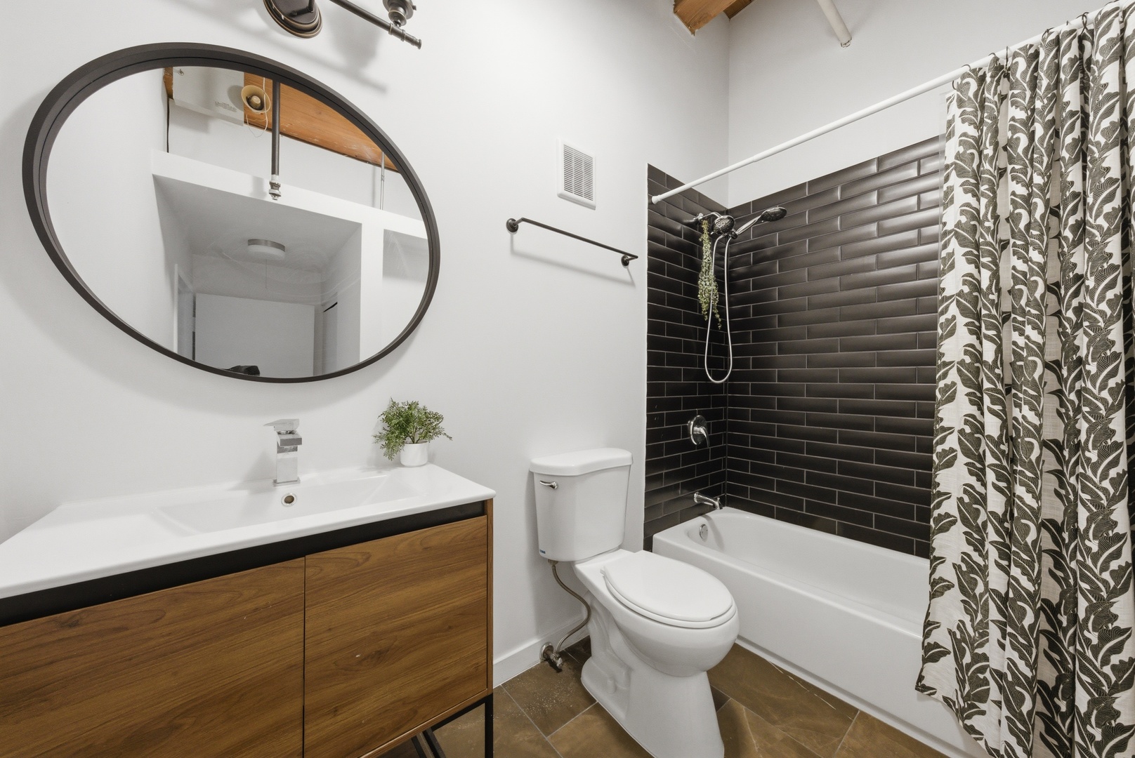 400 S Green Street #310, Chicago, IL 60607