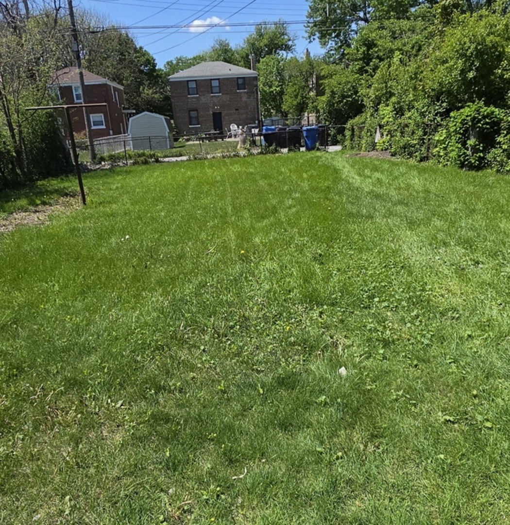 10118 S Luella Avenue, Chicago, IL 60617