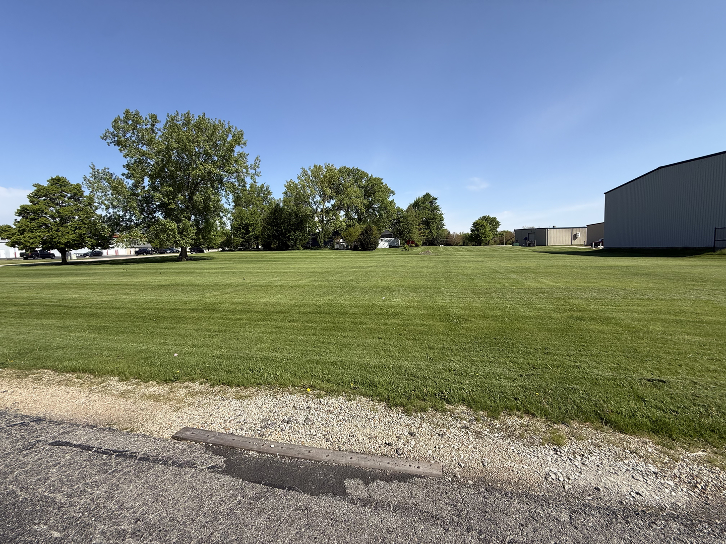 25501 W Wolfs Crossing Road, Plainfield, IL 60585
