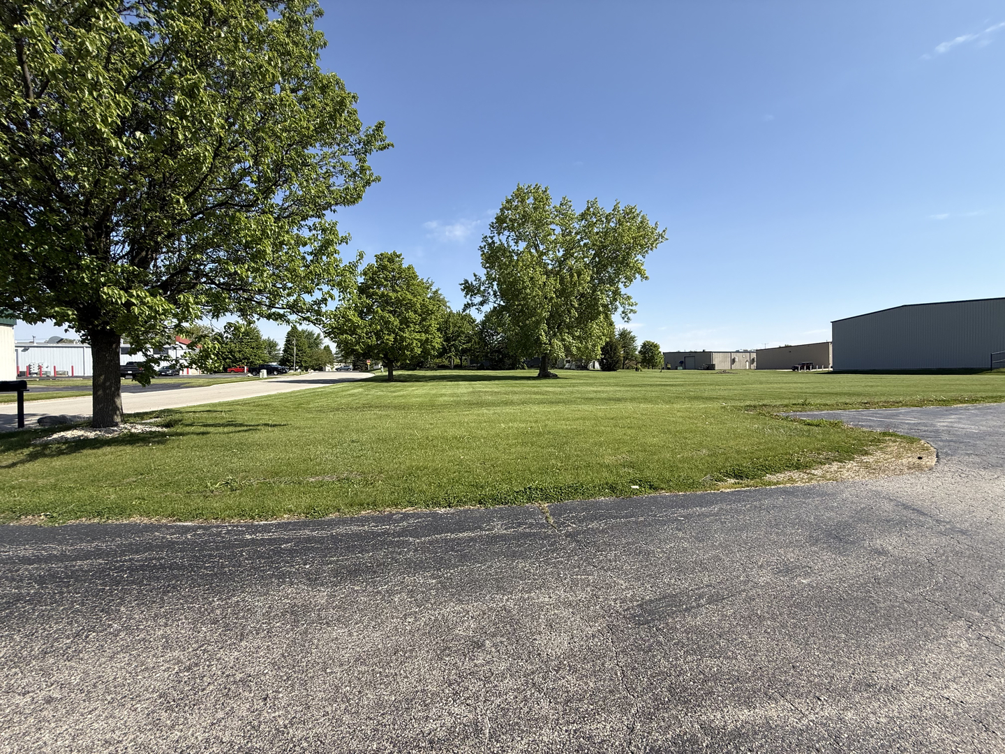 25501 W Wolfs Crossing Road, Plainfield, IL 60585