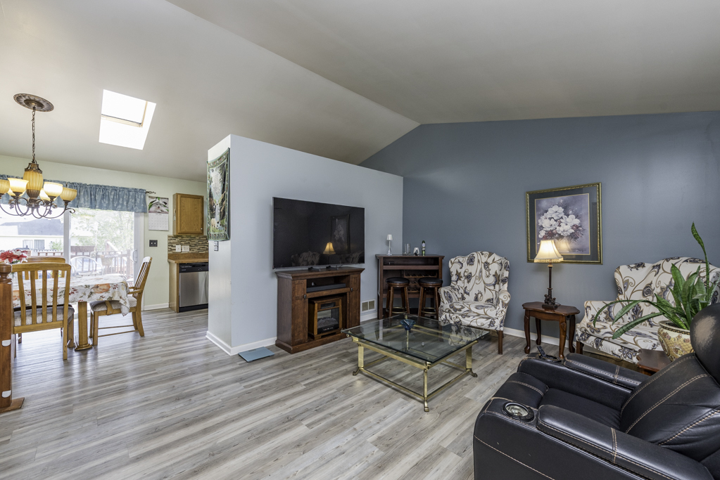 4217 Jay Drive, Zion, IL 60099