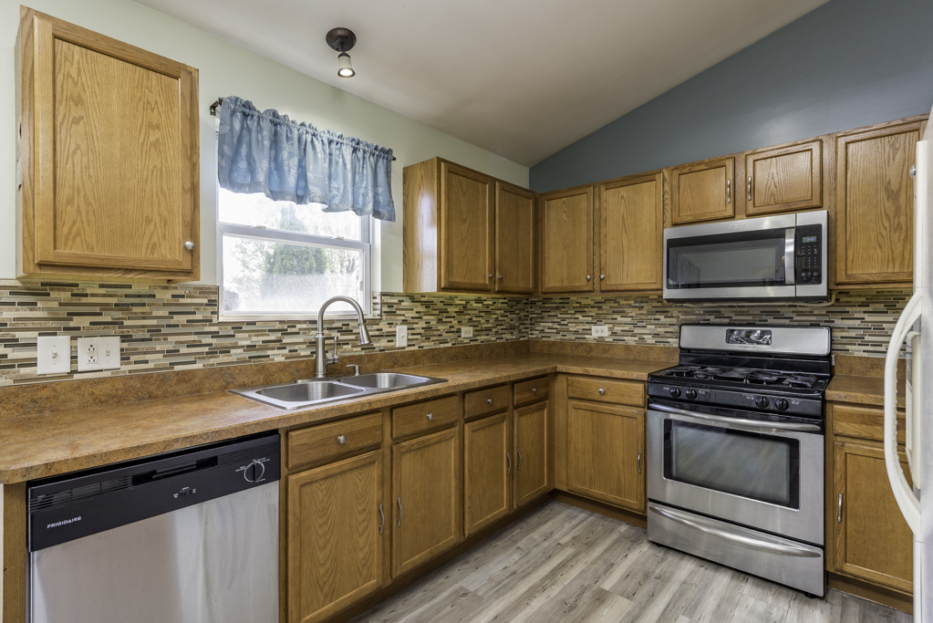 4217 Jay Drive, Zion, IL 60099