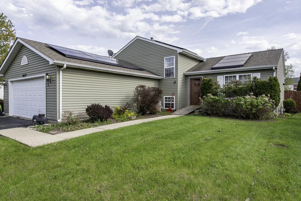 4217 Jay Drive, Zion, IL 60099