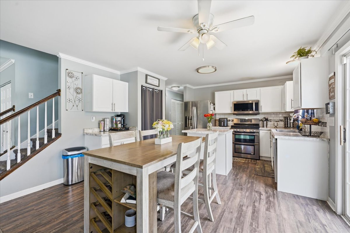 3800 Thoroughbred Lane, Joliet, IL 60435