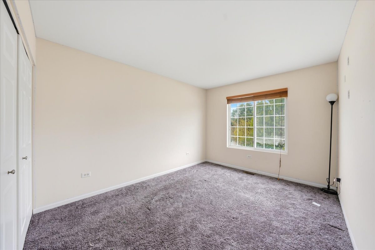 3800 Thoroughbred Lane, Joliet, IL 60435