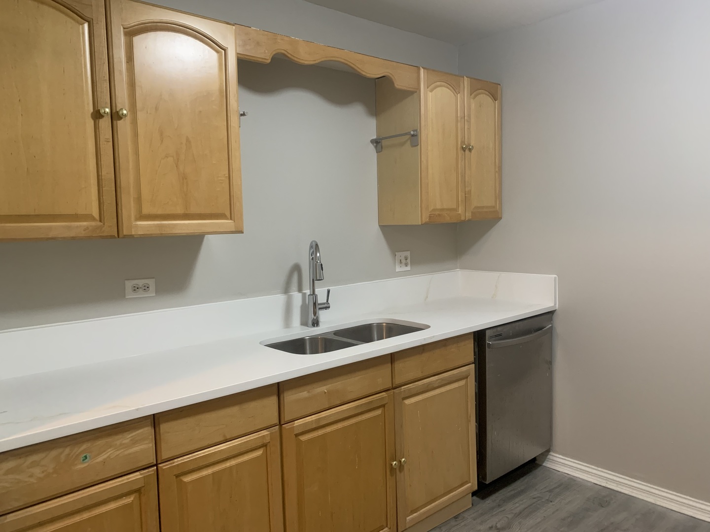 264 E Bailey Road #L, Naperville, IL 60565